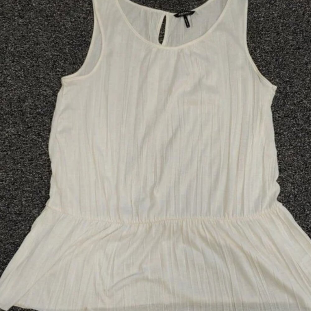 BOGO🎀Bundle of 3 Tank Tops- Size L - Picture 5 of 8
